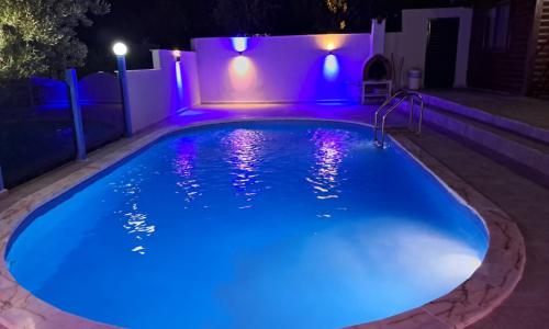 Villa Belize 2 — 8