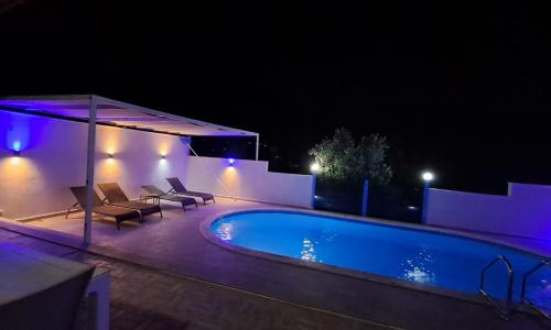 Villa Belize 2 — 6