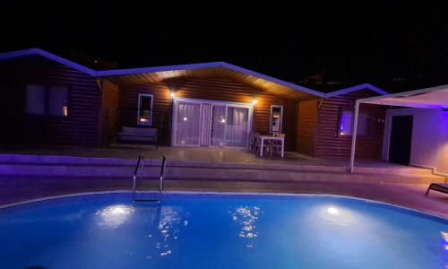 Villa Belize 2 — 4