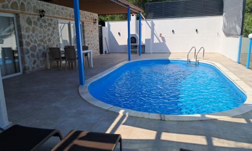 Villa Tema — 3