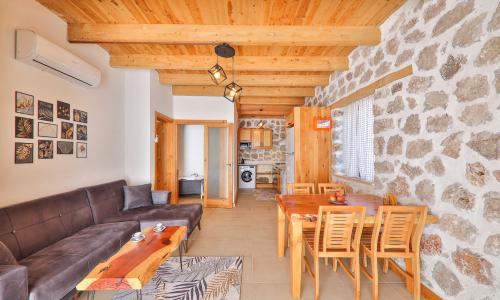 Villa Abosa — 17