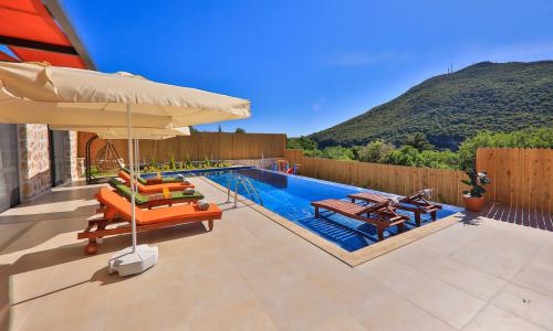 Villa Aden — 30