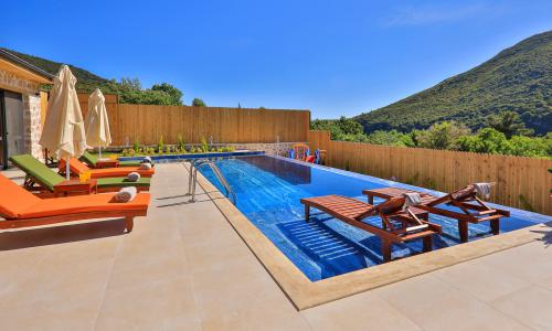 Villa Aden — 32