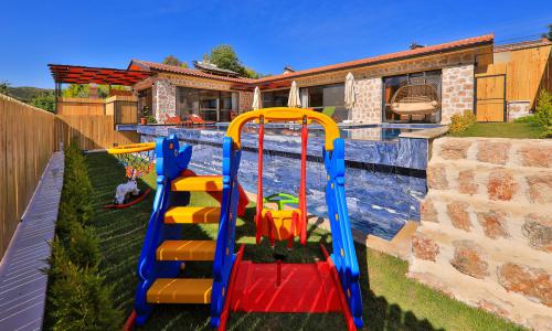 Villa Aden — 36