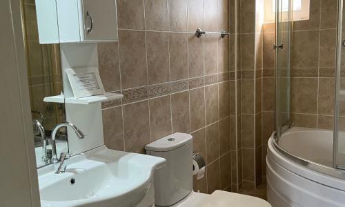 Villa Alora — 23