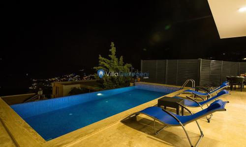 Villa Moonlight — 10