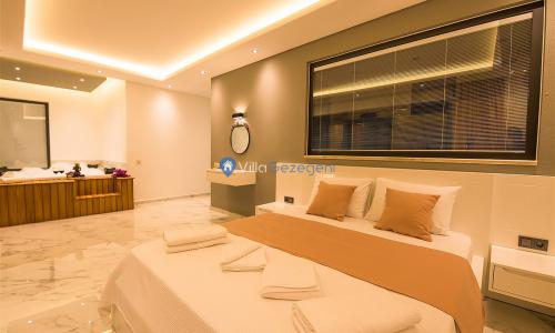 Villa Moonlight — 18