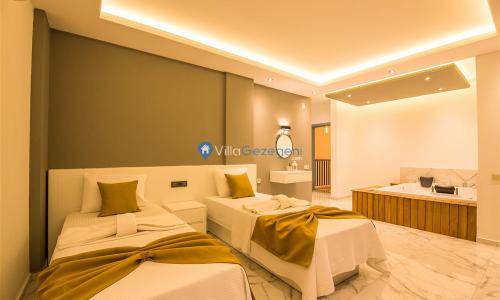 Villa Moonlight — 21