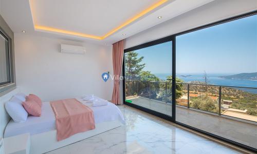 Villa Moonlight — 23