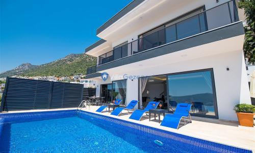 Villa Moonlight