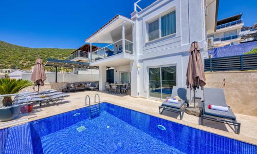 Villa Bella Luna — 18