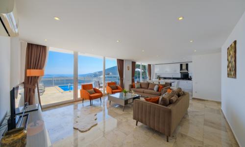 Villa Lumiere 3 — 33