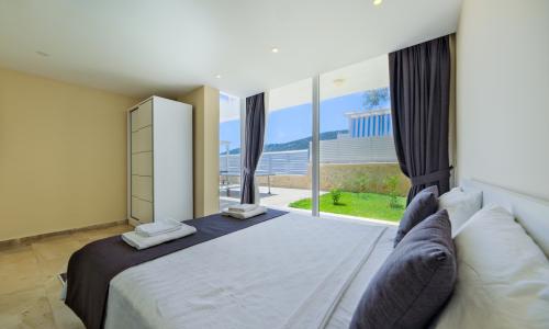 Villa Lumiere 3 — 74