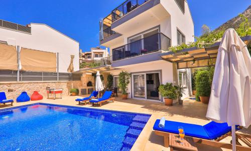 Villa Esma — 5
