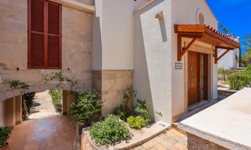 Villa Kalu — 120