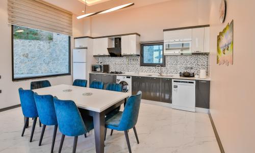 Villa Kalis 1 — 42