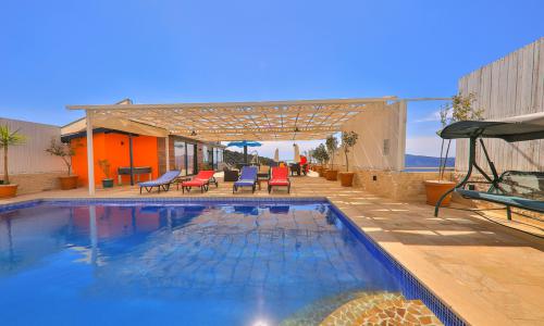 Villa Felix — 12