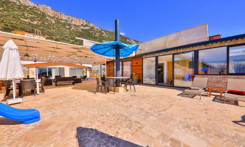 Villa Felix — 18