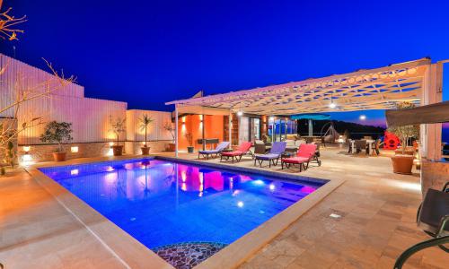 Villa Felix — 11