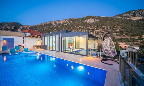 Villa Spring — 2