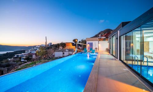Villa Spring — 19