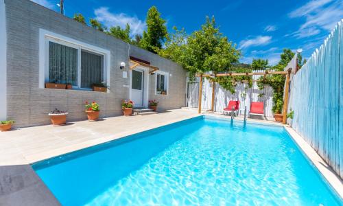 Villa Pandora 1 — 2
