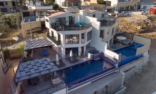 Villa Elif Akbel — 8