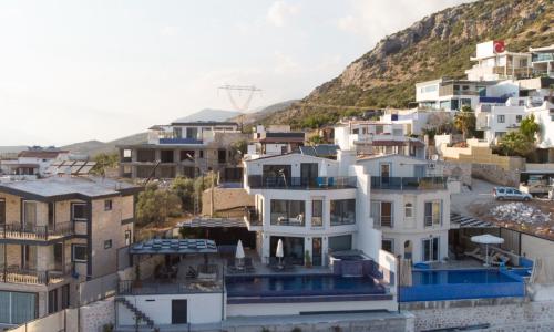 Villa Elif Akbel — 12