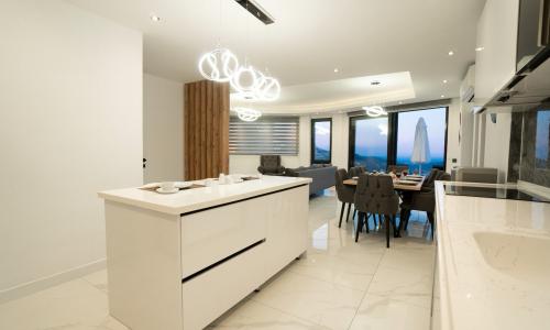 Villa Elif Akbel — 33