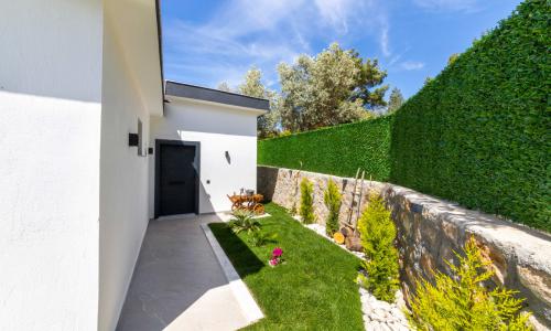 Villa Elyase — 79