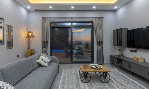 Villa Elyase — 50