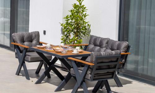 Villa Elyase — 33
