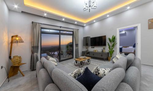 Villa Elyase — 42