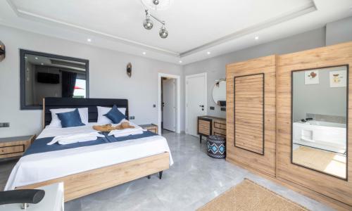 Villa Elyase — 61
