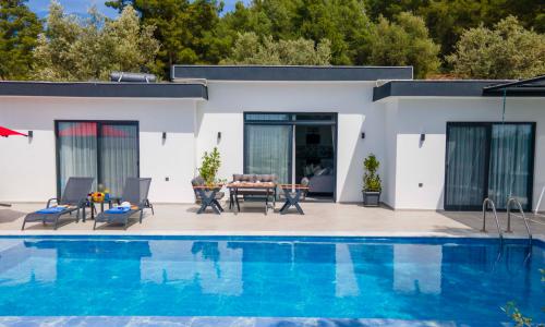 Villa Elyase — 20