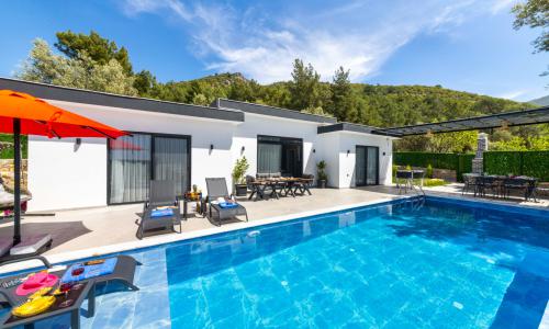 Villa Elyase — 15