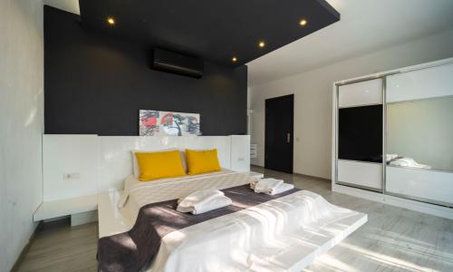 Villa Everest — 63