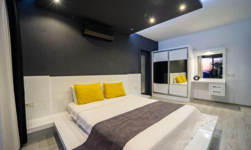 Villa Everest — 58