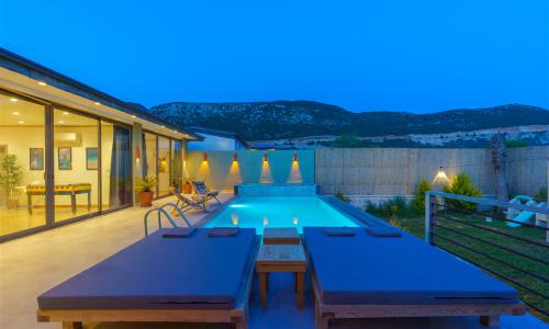 Villa Stay — 7