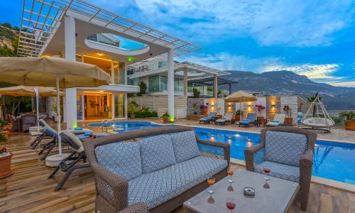 Villa Hillside 3 — 4