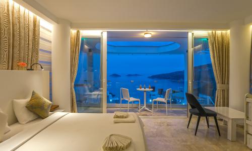 Villa Hillside 3 — 35