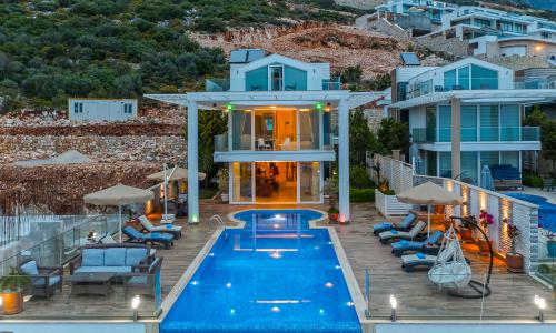 Villa Hillside 3 — 60