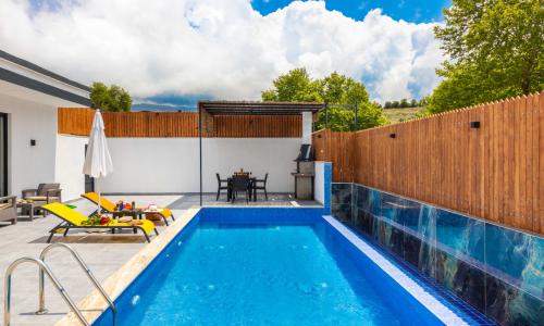 Villa Cika 5 — 8