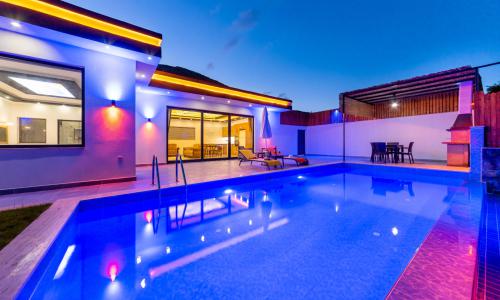 Villa Cika 5 — 25