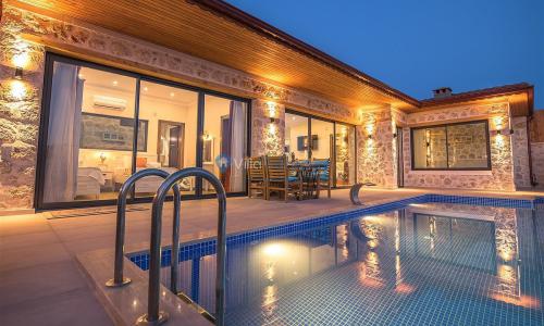 Villa Sur — 1