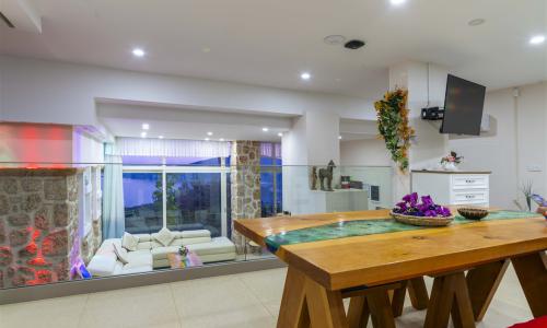 Villa Livya — 40