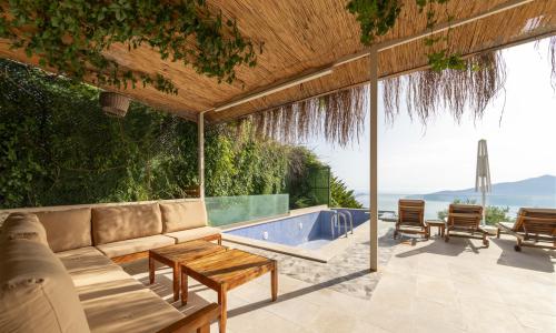 Villa Livya — 48