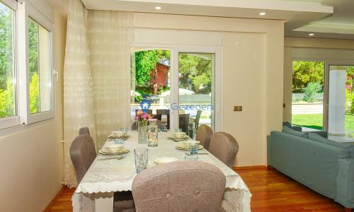 Villa Polo Three — 16