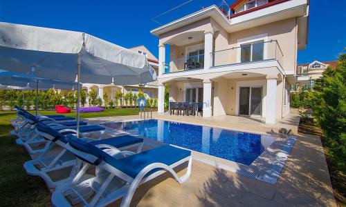 Villa Polo Three — 29