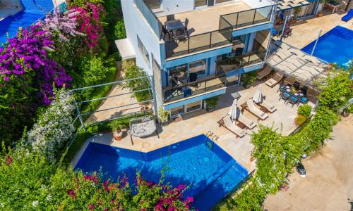 Villa Melisa 1 — 2